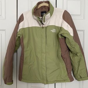 women’s The North Face winter jacket - size medium
